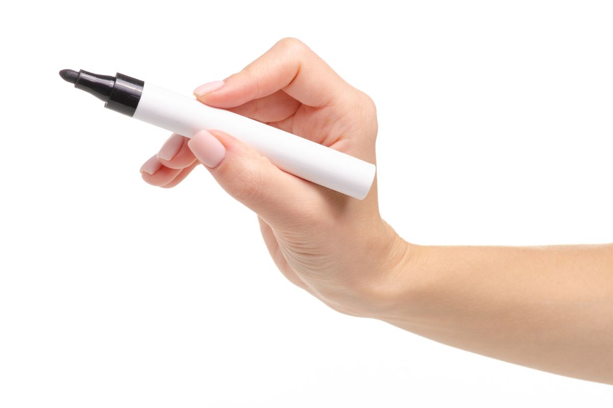 jak zmyć marker permanentny ze skóry