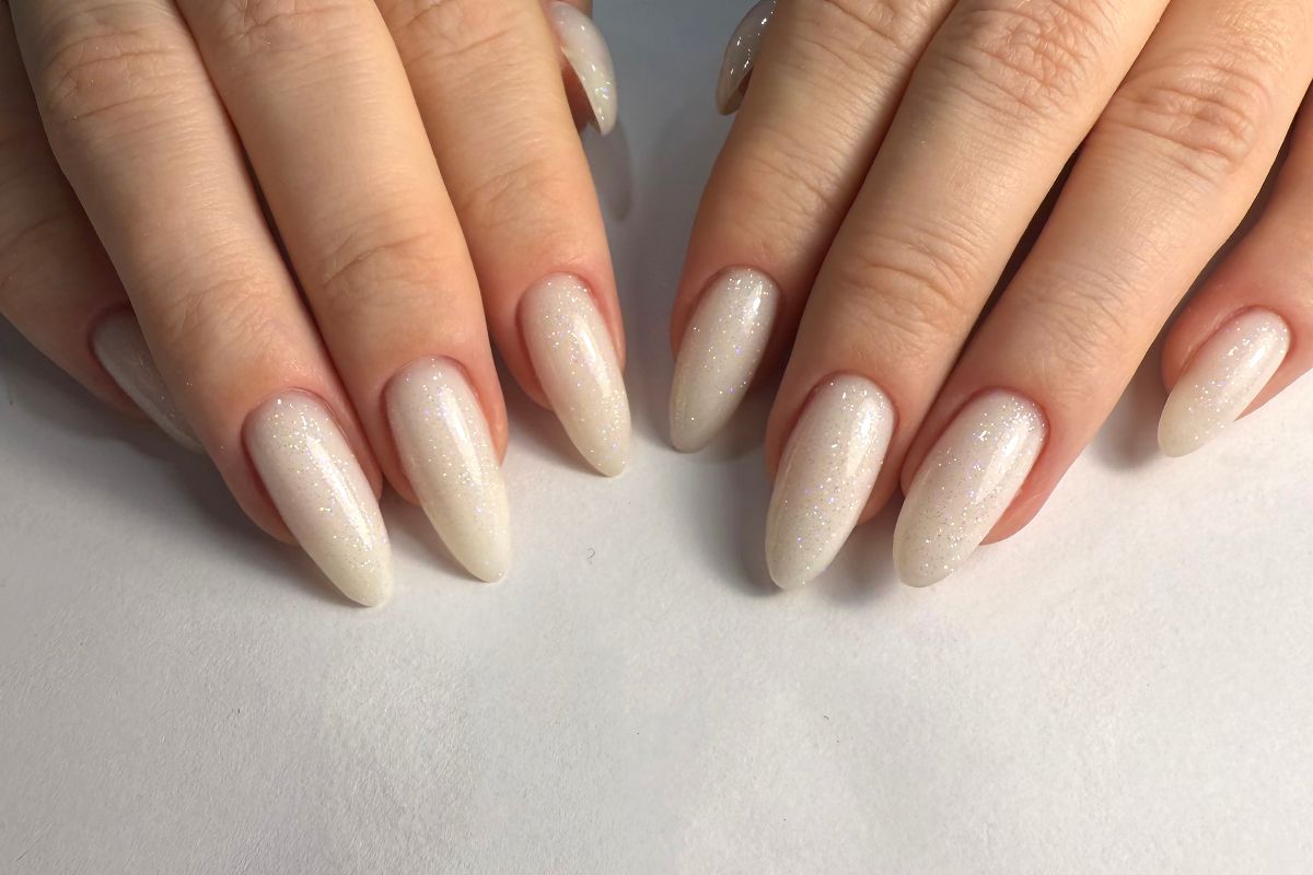 jak dbać o paznokcie żelowe