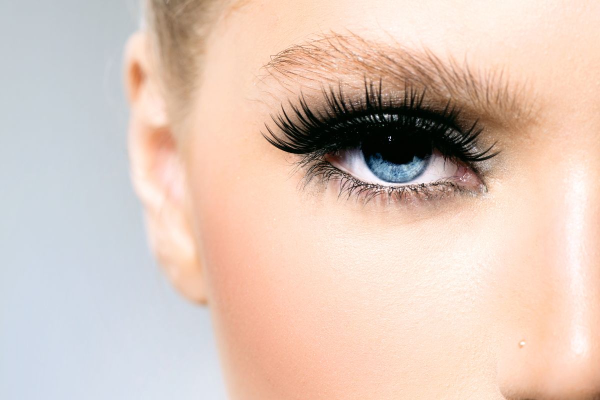 makijaż do niebieskich oczu